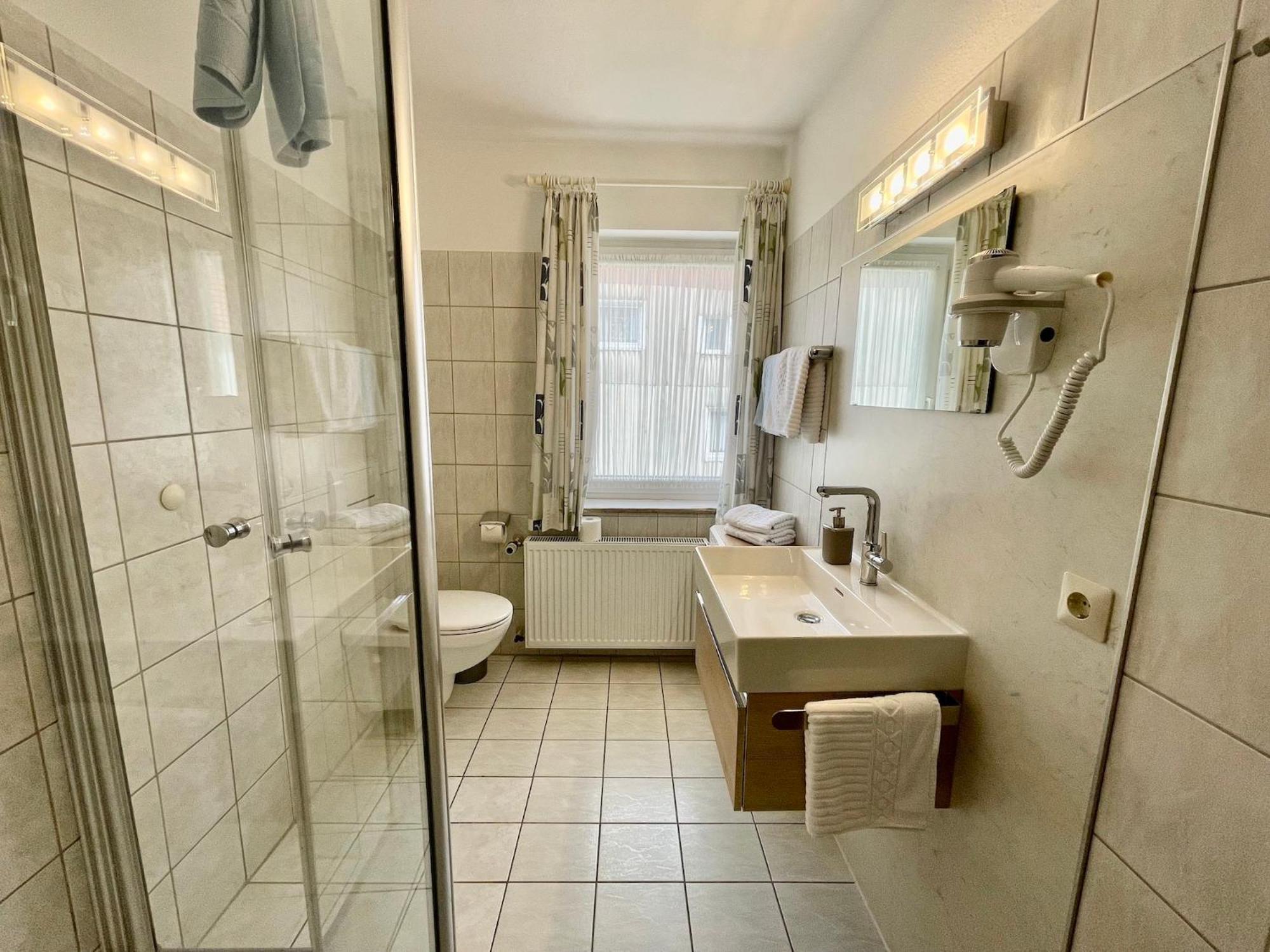 Gasthof-Ferienwohnung Zur Zweere Willingen  Luaran gambar