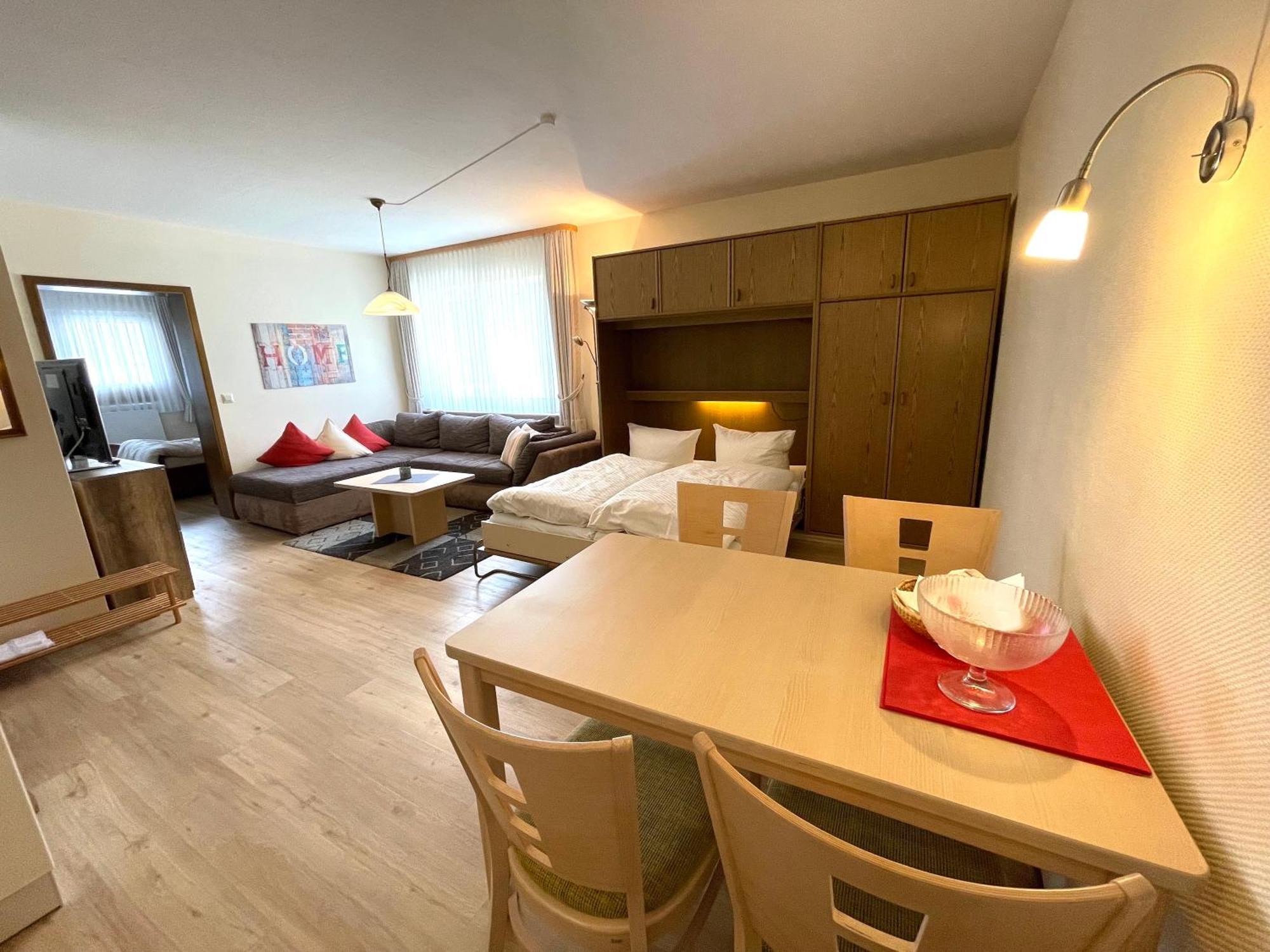 Gasthof-Ferienwohnung Zur Zweere Willingen  Luaran gambar
